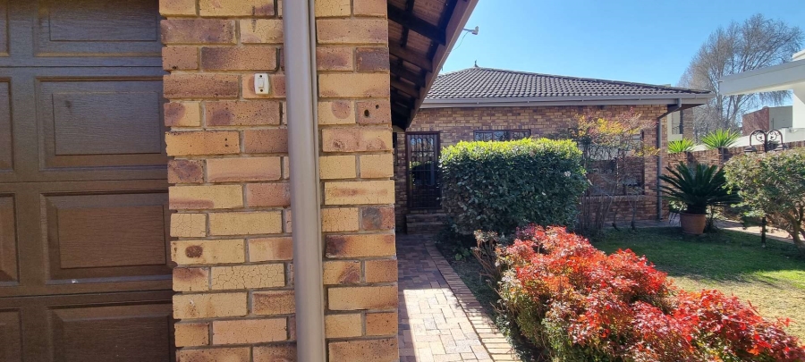 3 Bedroom Property for Sale in Baysvalley Free State